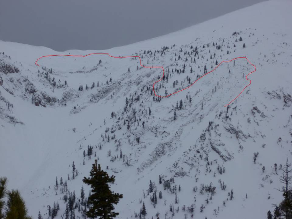 Avalanche in Naya Nuki Bowl - 31 March 11 Avalanche in Naya Nuki Bowl - 31 March 11