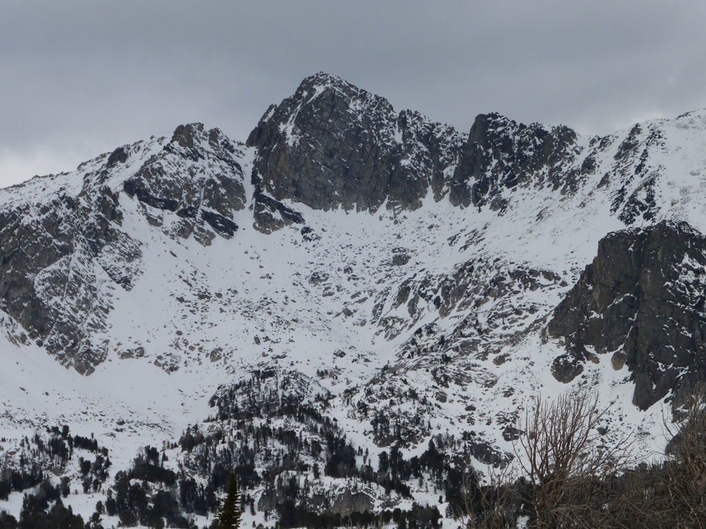 Thin Snowpack in Beehive Basin - 11/24/15 Thin Snowpack in Beehive Basin - 11/24/15
